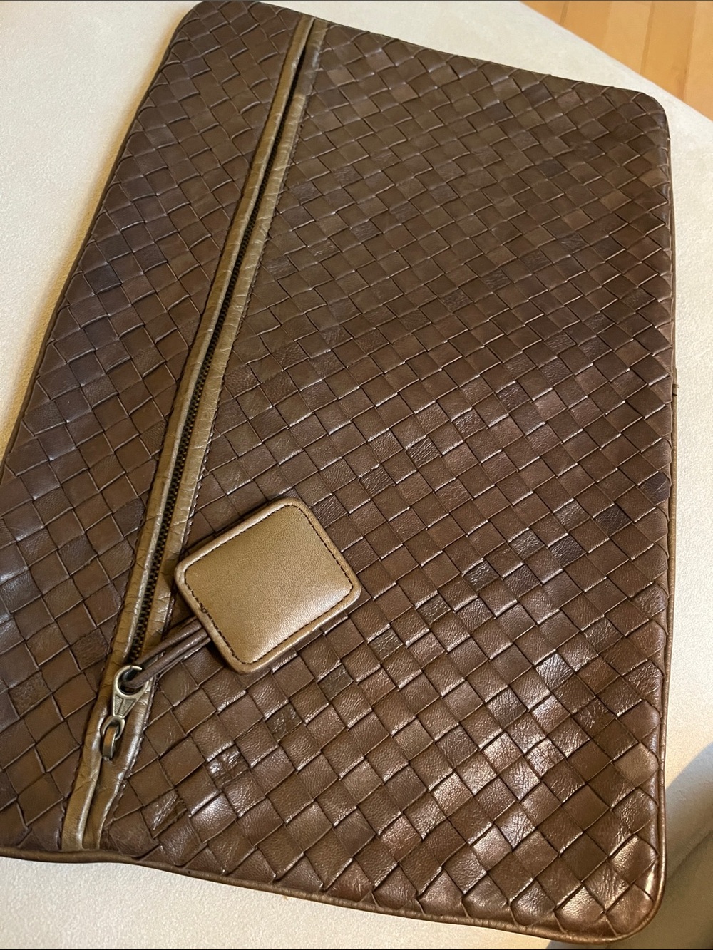 Vintage khaki womens woven clutch